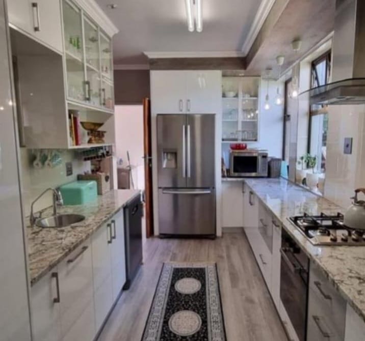 4 Bedroom Property for Sale in Carters Glen Northern Cape